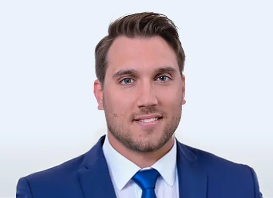 Dr. Dustin Curts
